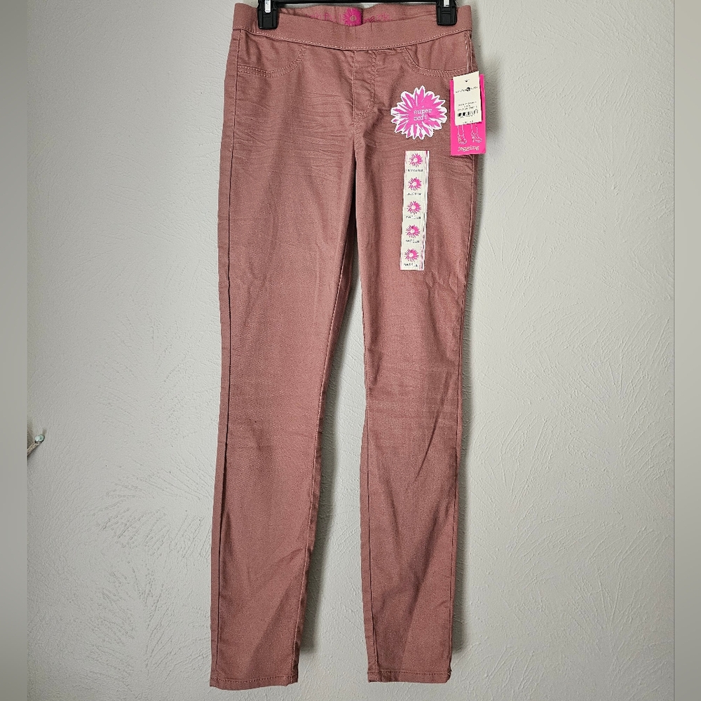 NWT- Wishful Park Jegging Jeans